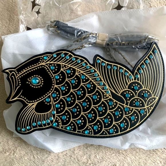 HOROSCOPEZ Handbags - Bundle Gift!